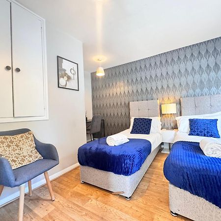 Kensington 2 Bedroom House-Big Living Area And Kitchen-Harrods-National History Museum-Hyde Park-Near 2 Underground Lines London Exteriör bild