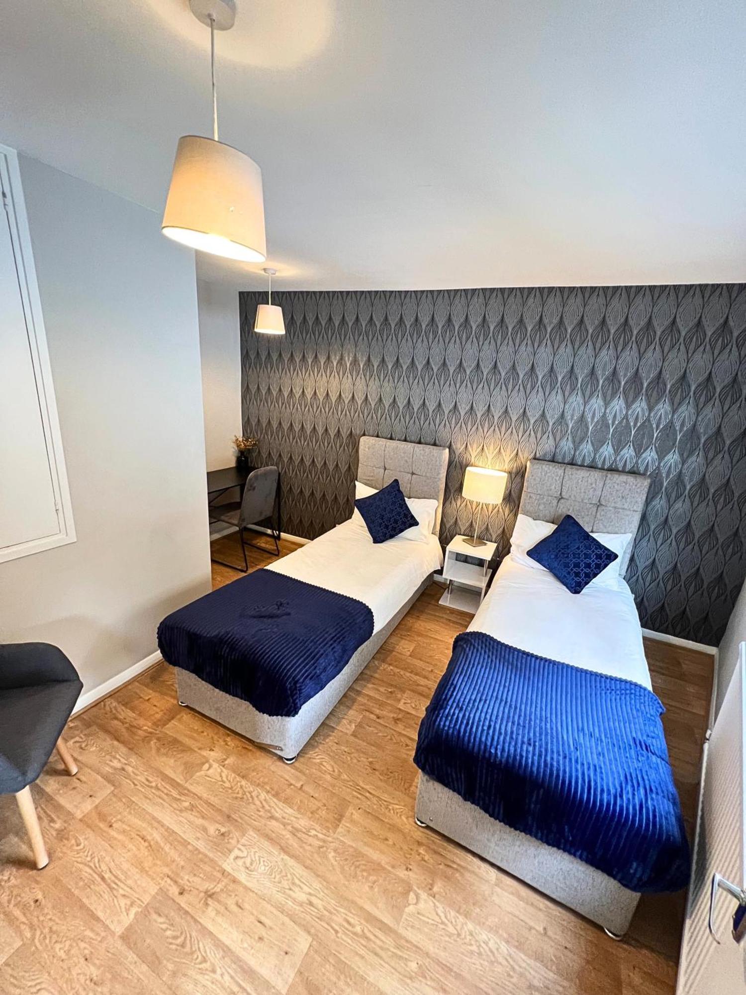 Kensington 2 Bedroom House-Big Living Area And Kitchen-Harrods-National History Museum-Hyde Park-Near 2 Underground Lines London Exteriör bild